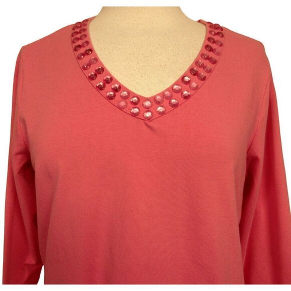 Quacker Factory Bright Pink Beaded V-Neck Pullover Cotton Stretch Top Sz M - Picture 2 of 5